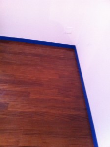 parquet battiscopa blu